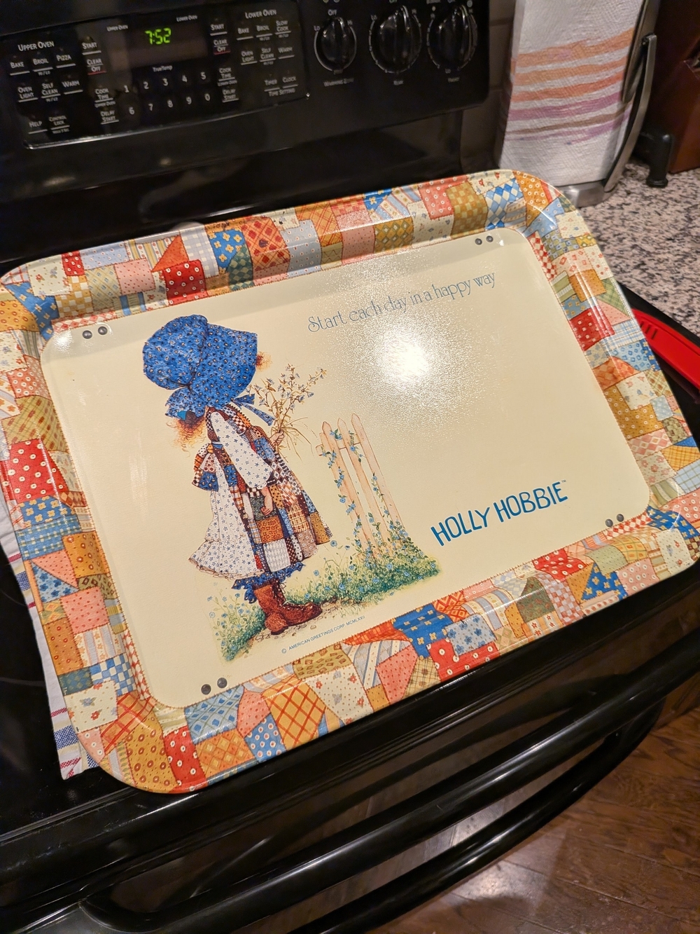 Holly Hobbie Tin TV Tray - Vintage "Start Each Day In A Happy Way" 1972